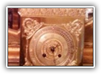 02 - Relogio dourado com busto em bronze